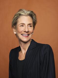 Shelly  Lazarus